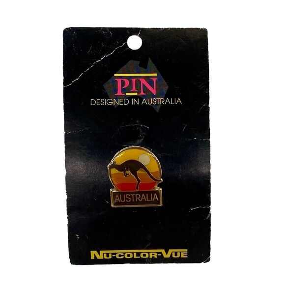 Vintage Australian Kangaroo Metal Enamel Pin Badge Tie Pin Lapel Pin Down Under - Picture 1 of 3